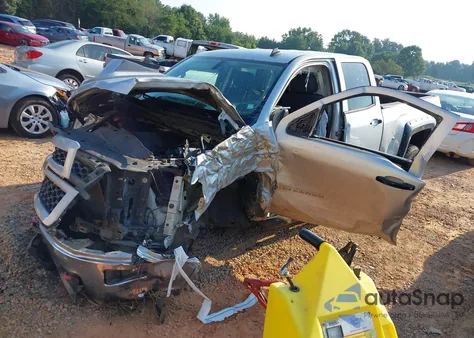 2014 Chevrolet Silverado 1500 1Lt из США, поврежденный, VIN 1GCVKREC0EZ406709